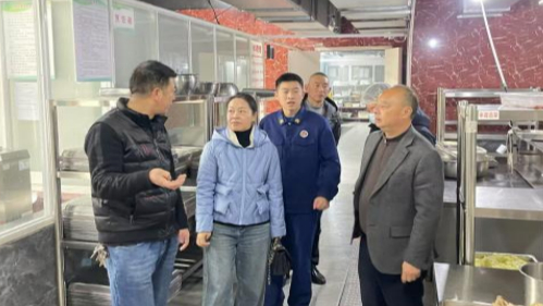 遂宁市中国死海旅游度假区管委会副主任任涛到遂宁校区检查消防安全